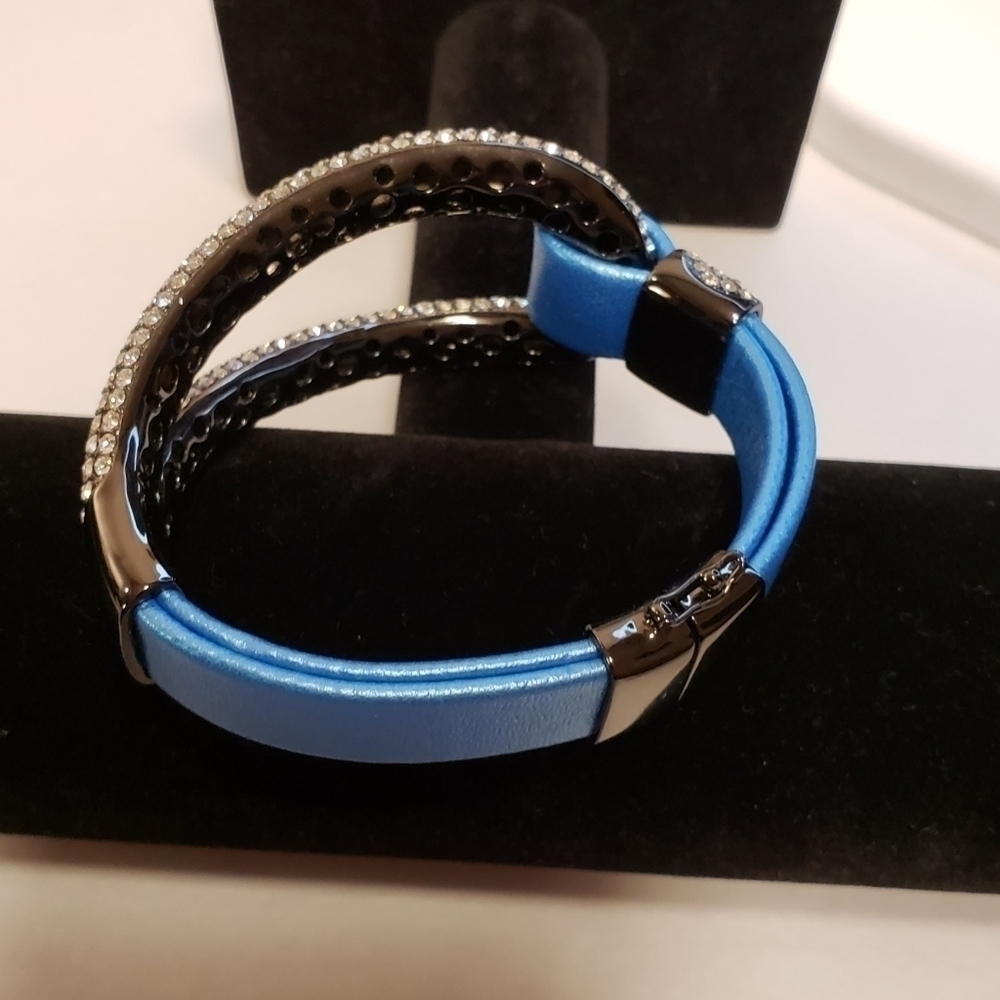 Joan Boyce “Edgy Diva” Pave Bracelet Blue Leather New No Box SPARKLE! - Picture 8 of 11